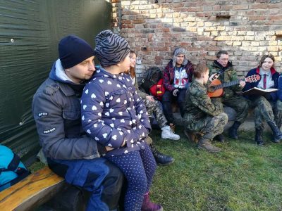 Były również harcerskie, obozowe piosenki